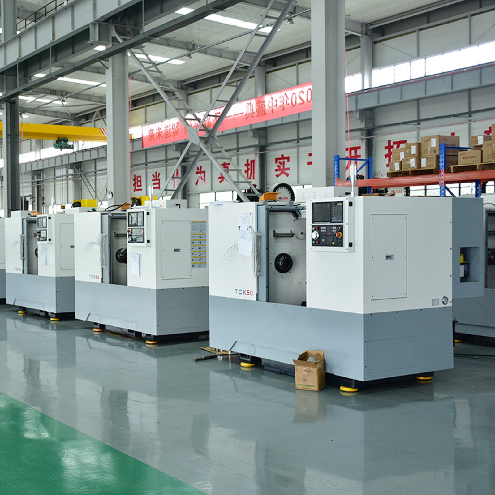 Torno CNC de leito inclinado TCK50