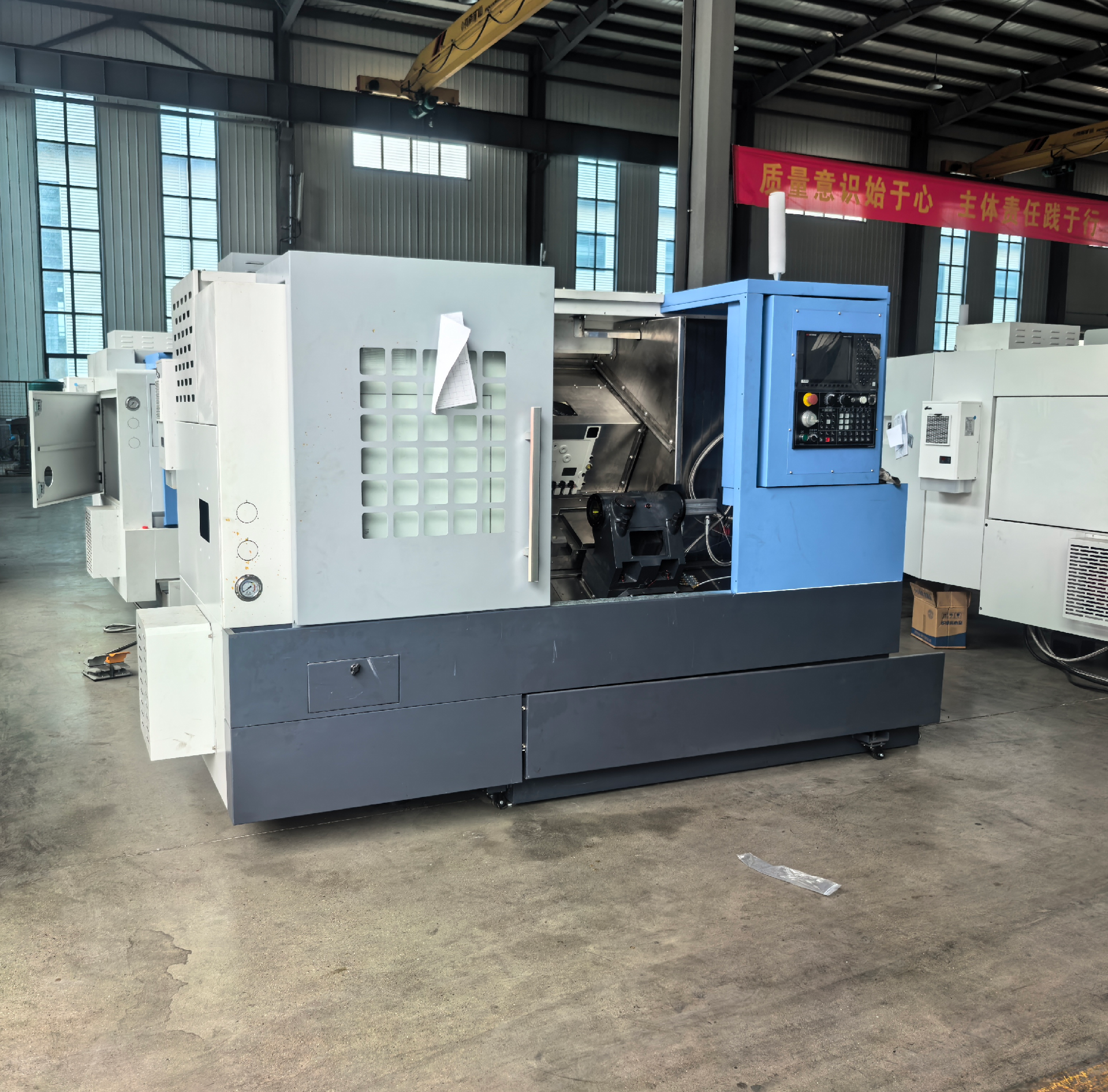 Torno CNC de leito inclinado TCK6050