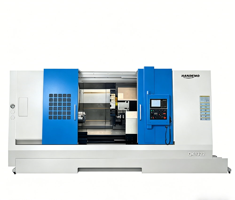 Máquina CNC de torneamento e fresamento QK1322